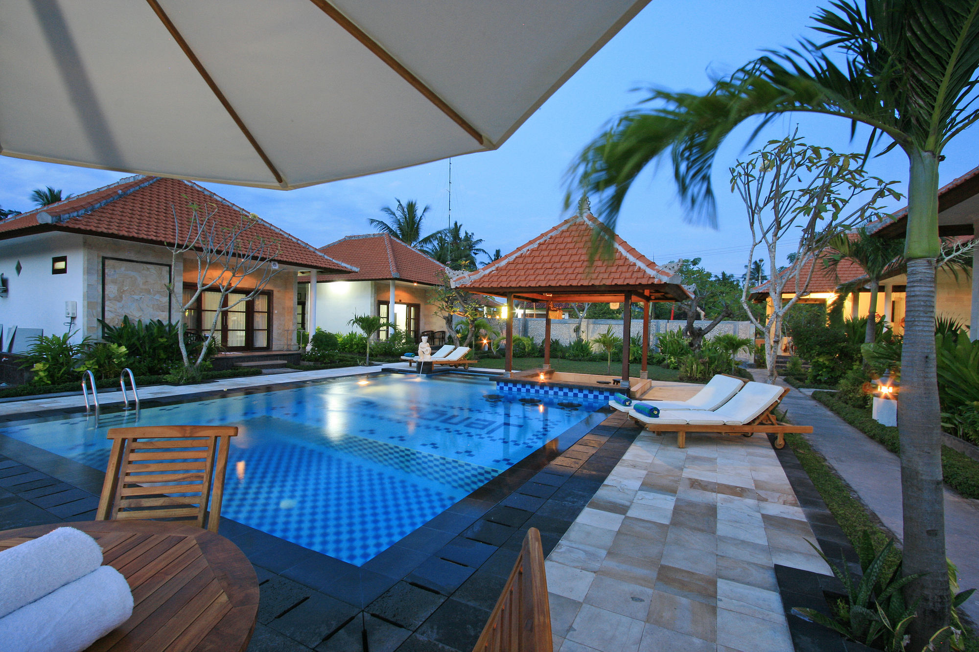 Pondok Jenggala Nusa Lembongan Exterior foto